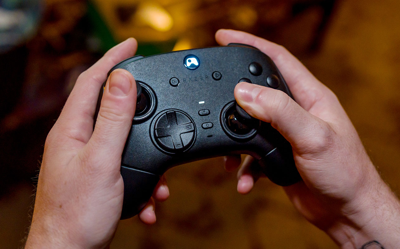 Razer Wolverine V3 Bluetooth gaming controller