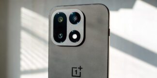 OnePlus 15 back with rear camera array.