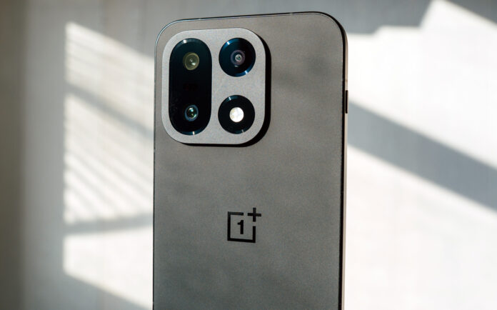 OnePlus 15 back with rear camera array.