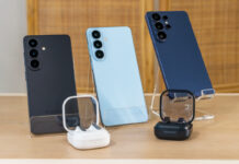 Up close with the Samsung Galaxy S26 series and Galaxy Buds4 series earbuds Samsung Galaxy S26 and Buds4 lineup together.