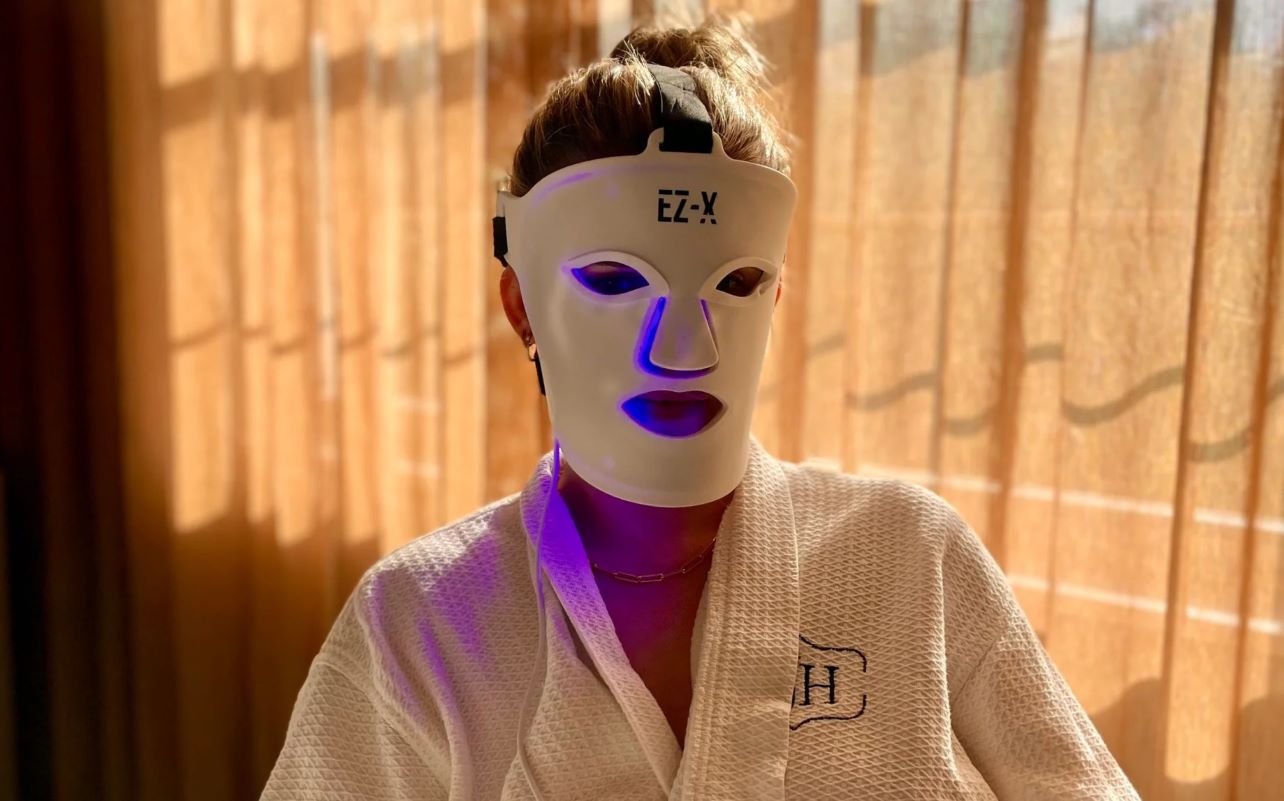 How to set up a skincare device