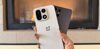 OnePlus 15 and Samsung Galaxy S26 Ultra in hand.