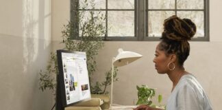 A women working on her computer.