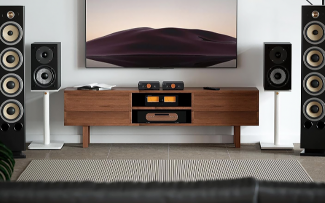 The Fosi Audio ZA3 Balanced Stereo amplifier is seen included in sound system setup.