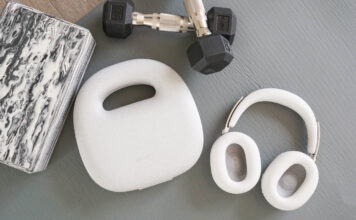 1 Sony 1000X Over Ear Headphones review 3