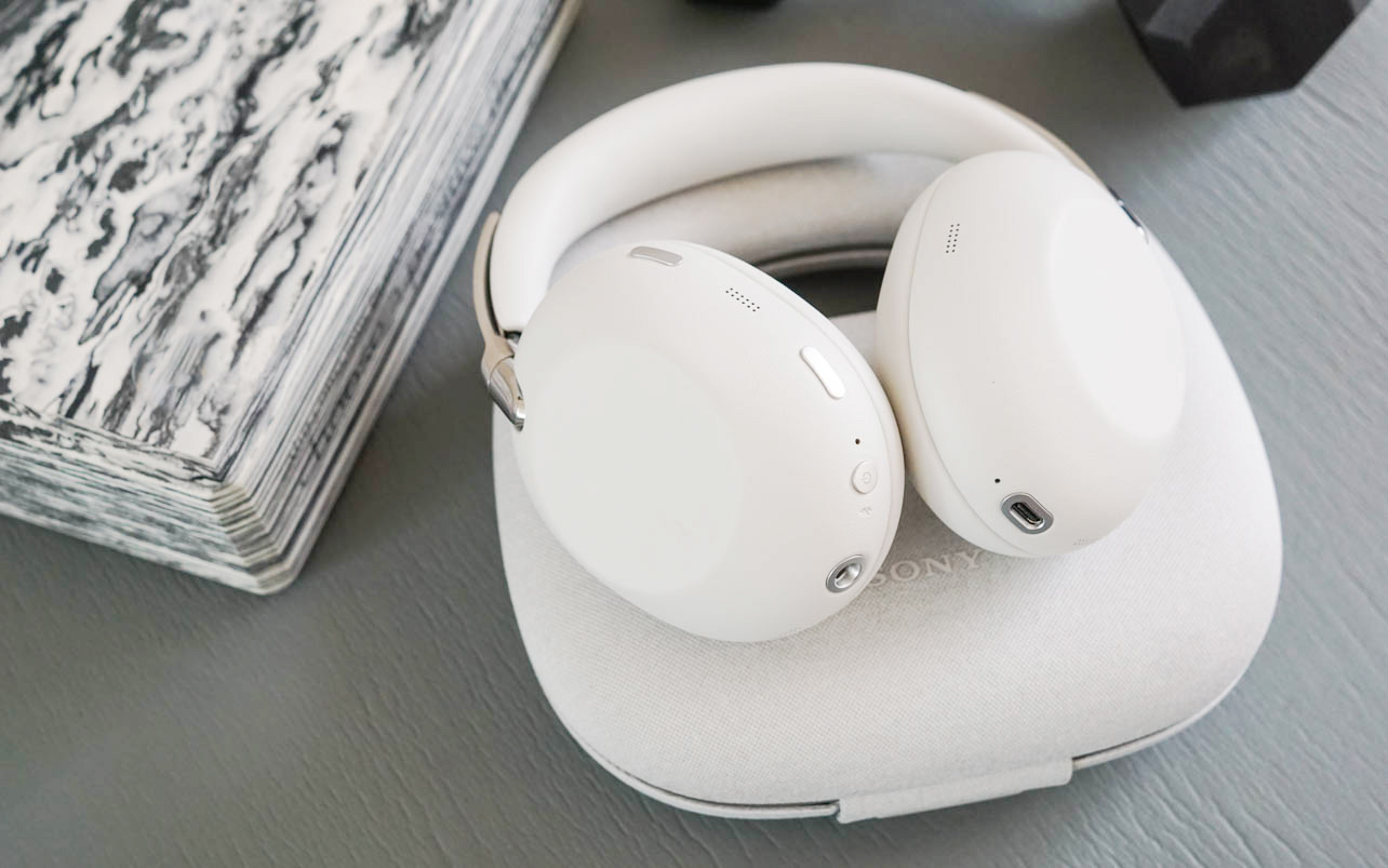 6 Sony 1000X Over Ear Headphones review 5