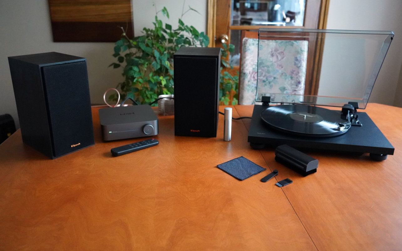 Klipsch Complete Vinyl & WiiM Streaming Bundle
