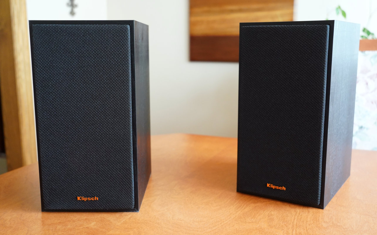 Pair of Klipsch R-41M speakers