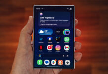 Samsung Galaxy Z Fold8 folded home screen.