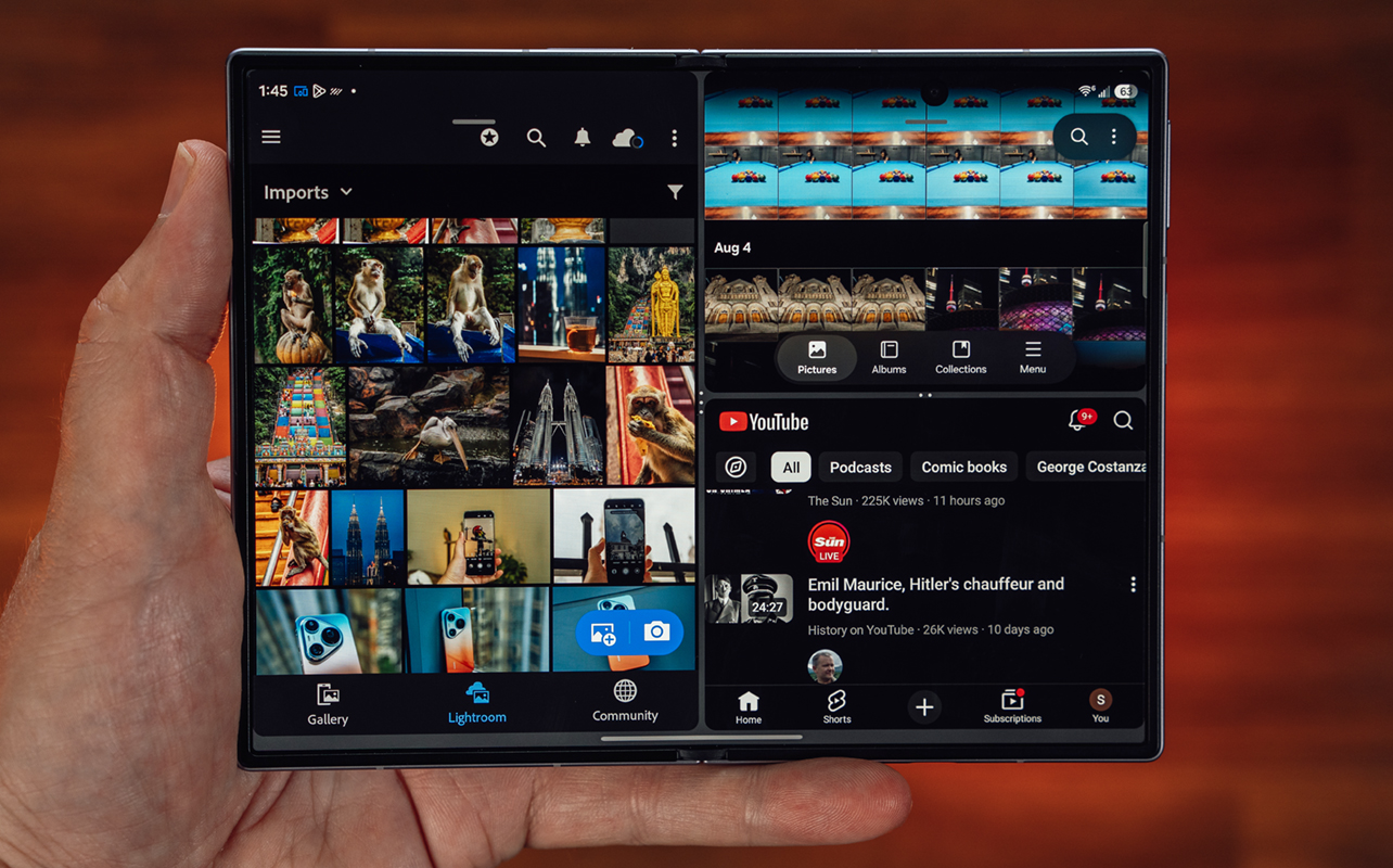 Samsung Galaxy Z Fold8 in multitasking mode.