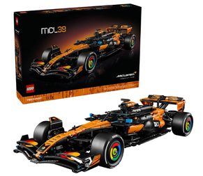 LEGO Technic: McLaren MCL39 F1 car model kit (42228) - 1,675 pieces
