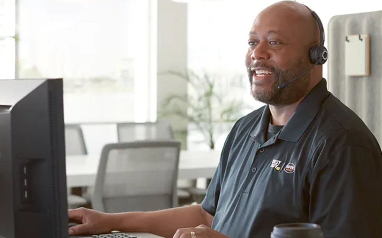 Chat with our Geek Squad Agent to learn more about laptop repair services
